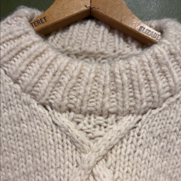 Vintage Cream Cable Knit Sweater - Picture 2 of 4